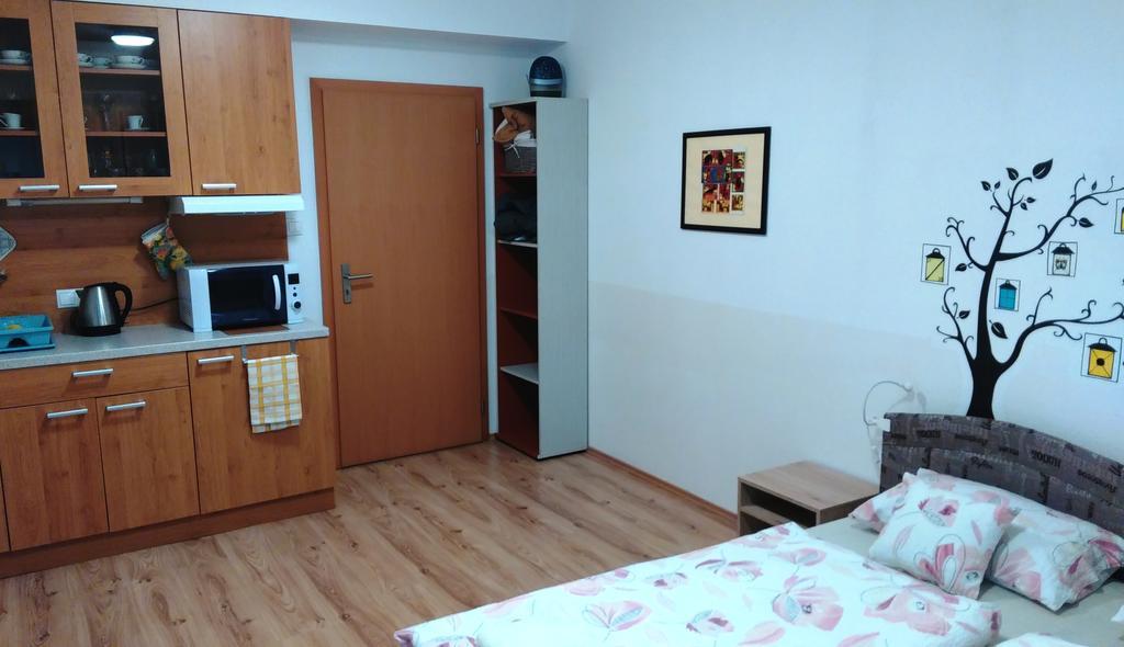 Apartman Katka Apartment โดโนวาลี ภายนอก รูปภาพ